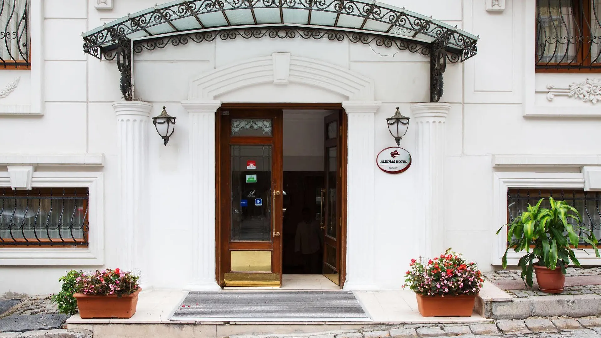 Albinas Hotel Old City Стамбул